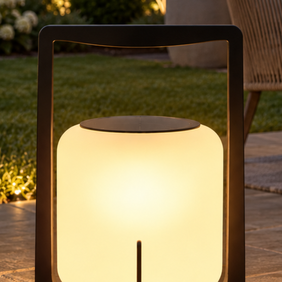 LED Solar Outdoor Lantern